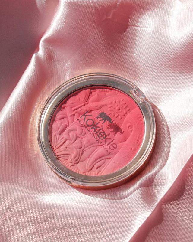 SOFT GRADIENT BLUSH