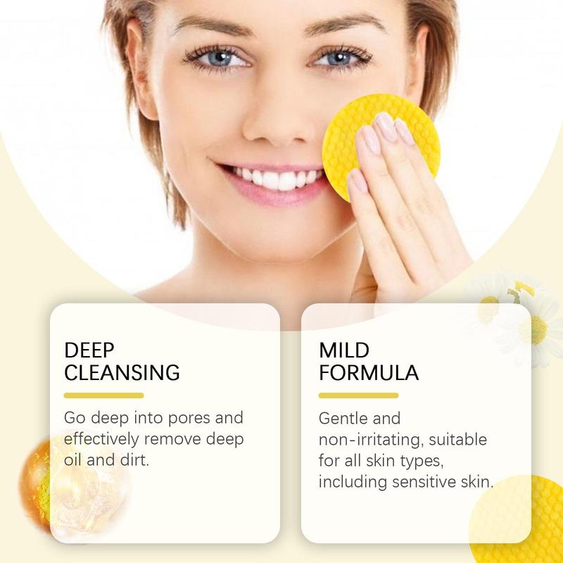 Kojic Acid & Turmeric Cleansing Pads, 60pcs set Gentle Exfoliating Facial Pads, Deep Cleansing Facial Skin Care Product for Women & Men